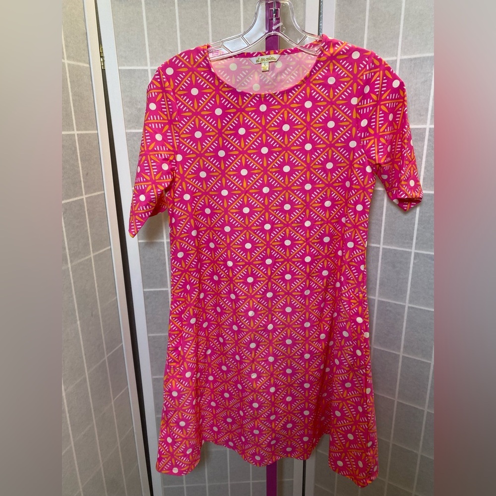 NWOT All For Color Pink and Orange Geometric Top